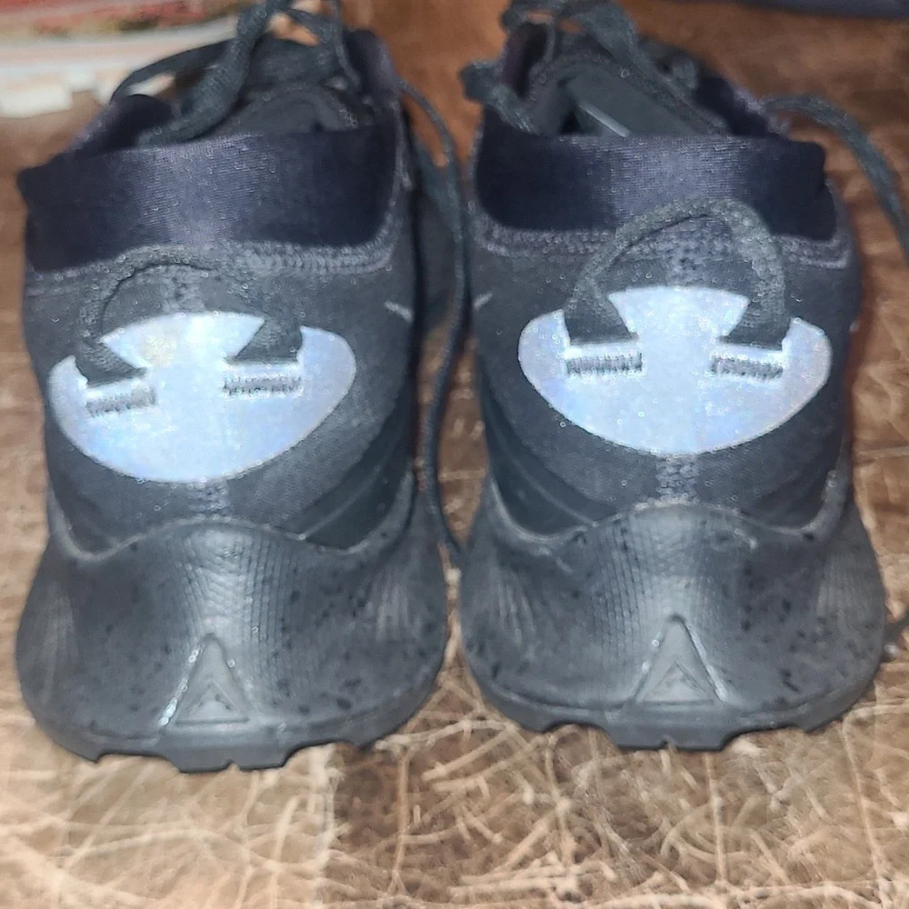 Nike Pegasus Trail 3 GTX.  Triple Black.  Size 7.5 Men. - Picture 6 of 13